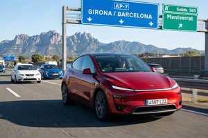 ¿Cuántos km hace realmente el Tesla Model Y a 120 km/h?