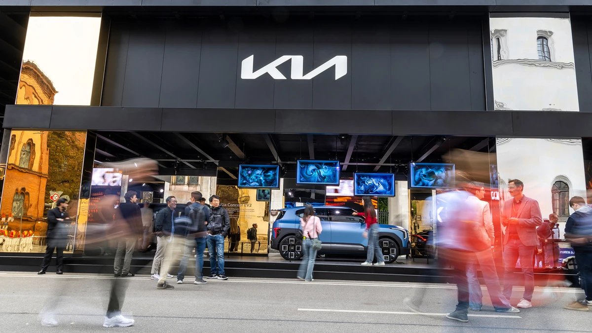 Experiencia digital de Kia en el salón IAA 2025 en Múnich, destacando la innovación y movilidad sostenible