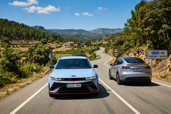 Coches eléctricos familiares y SUV medianos: opciones entre 4,6 y 4,9 metros