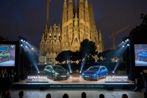 Martorell arranca la fabricación del CUPRA Raval y el VW ID. Polo: dos eléctricos urbanos hechos en España