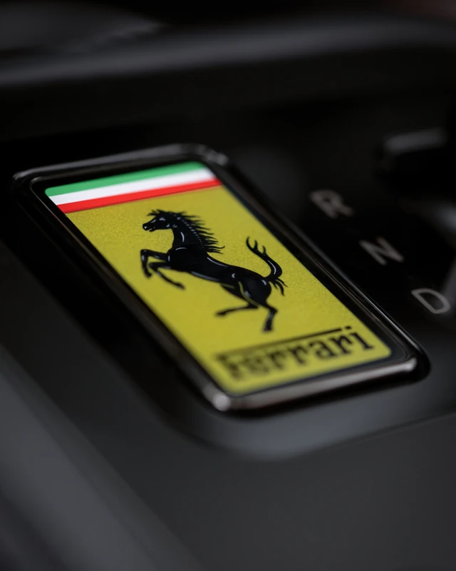 Escudo de la marca Ferrari