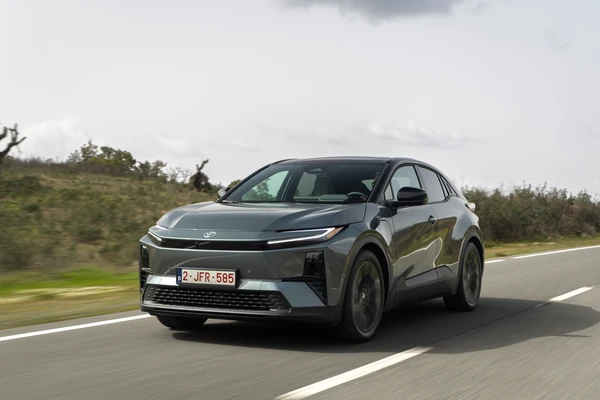 Toyota C-HR+ eléctrico: análisis, versiones y opinión
