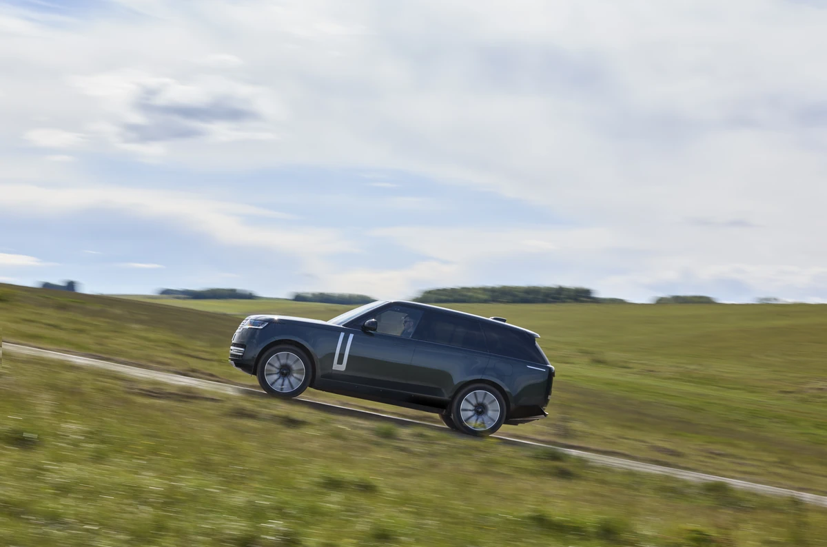 Range Rover Electric Dynamic Still