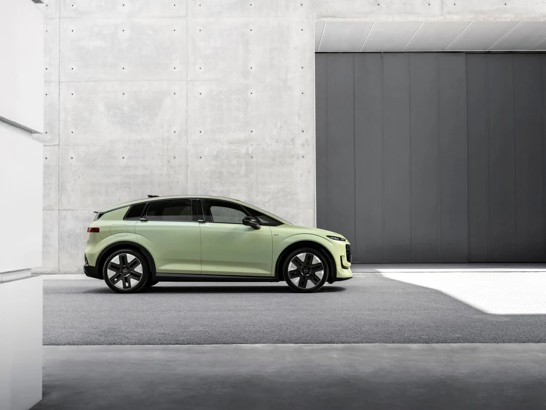 Lateral Audi A2