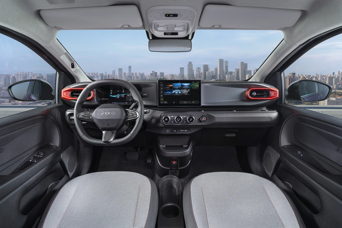 Nissan PIXO