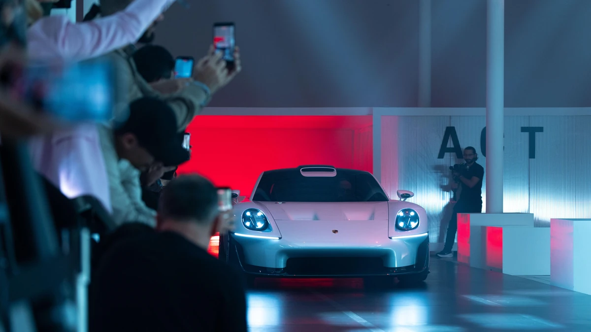 Presentación Porsche Mission S