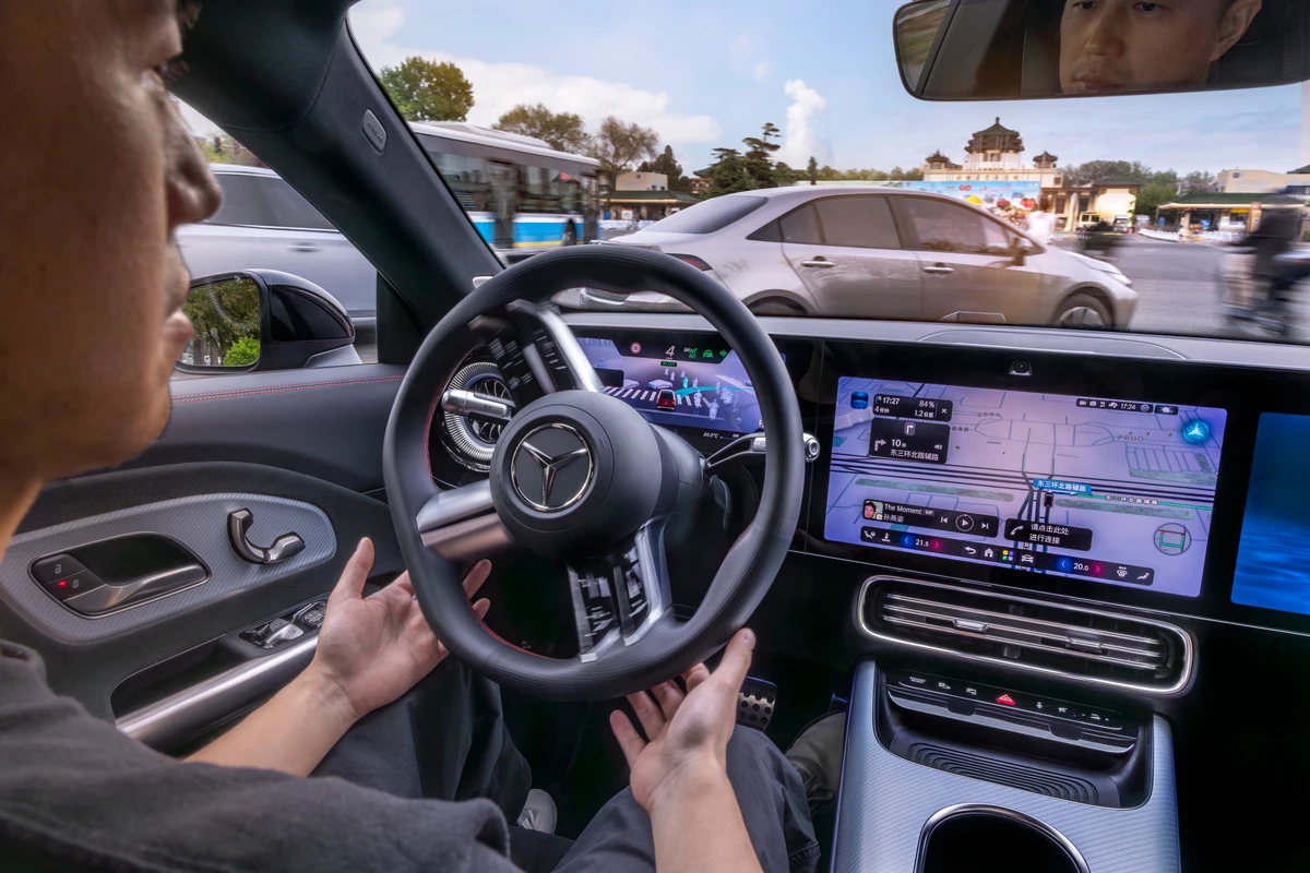 Mercedes-Benz MB.Drive Assist Pro
