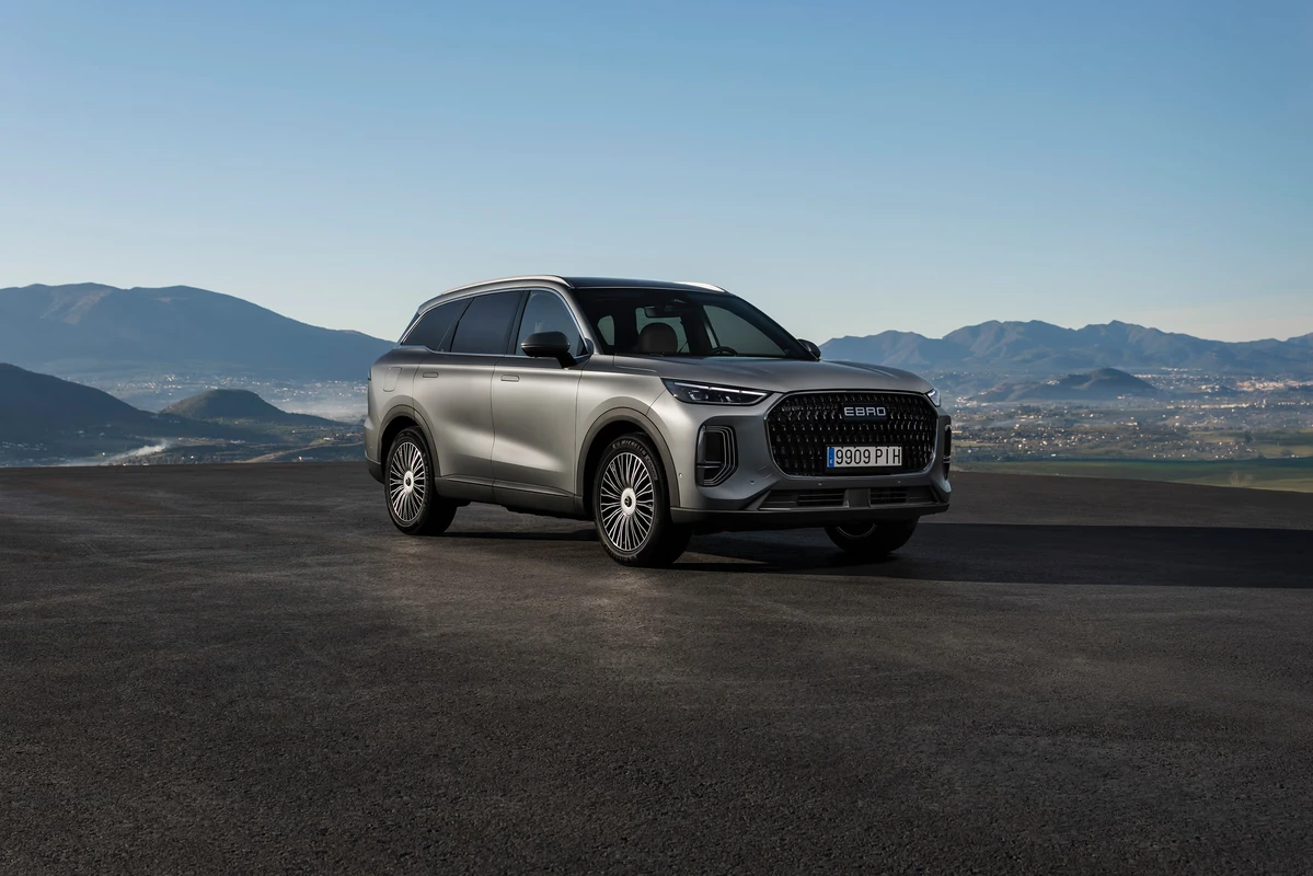 EBRO s900 PHEV