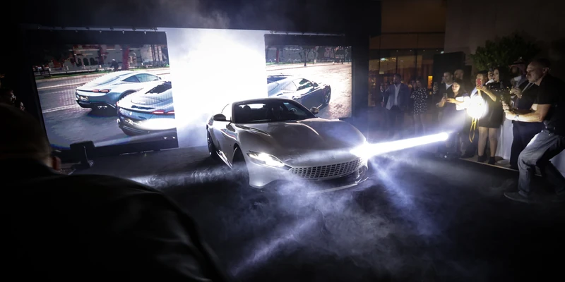 Imágen de fondo para el motor Luce de Ferrari