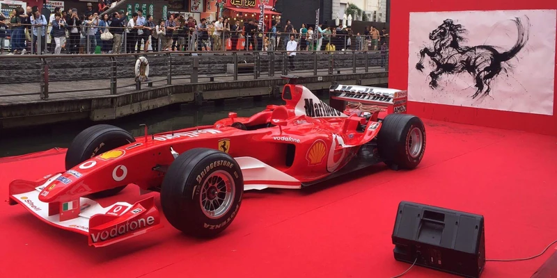 Carga Ferrari Luce