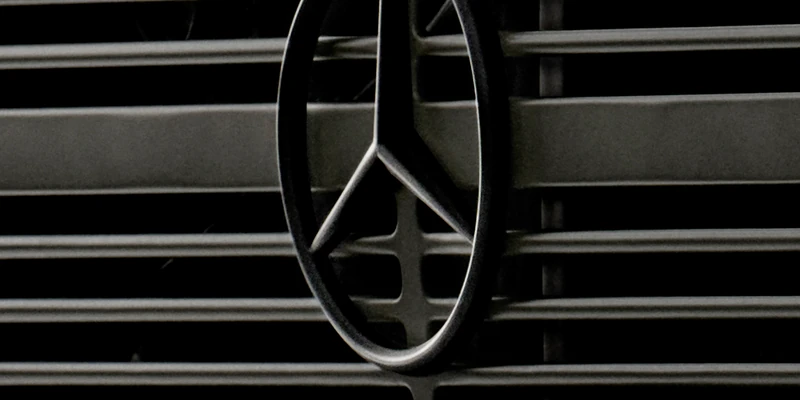 Carga Mercedes-Benz CLA