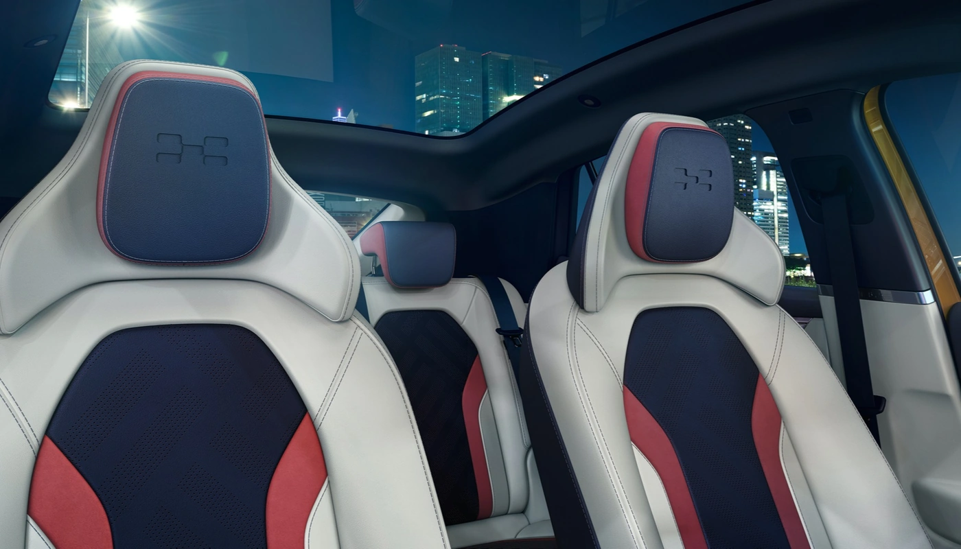 Aiways U6 - Interior Asientos Delanteros Interior Asientos Traseros