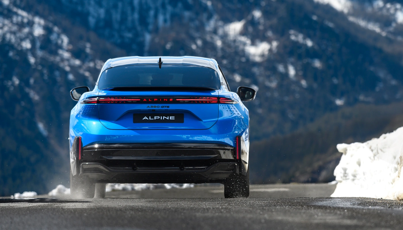 Alpine A390 - Contexto Entorno Real Contexto Conduciendo Exterior Trasera