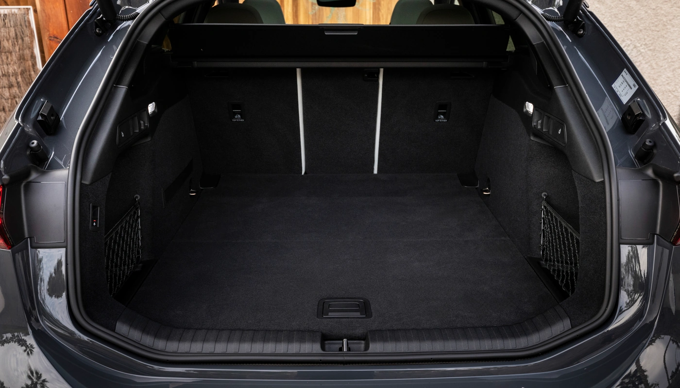 Audi A6 Avant E Tron - Almacenamiento Maletero