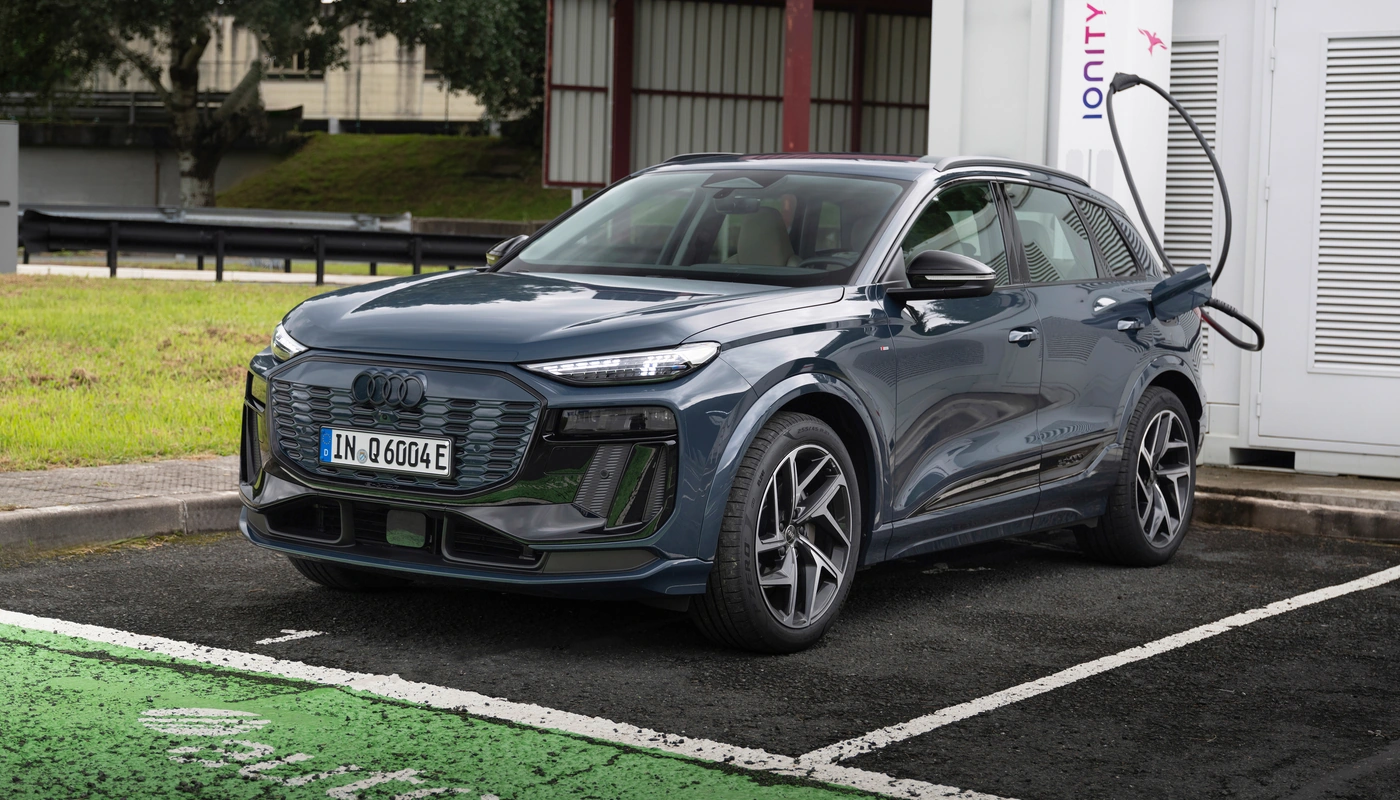Audi Q6 E Tron - Carga Estacion