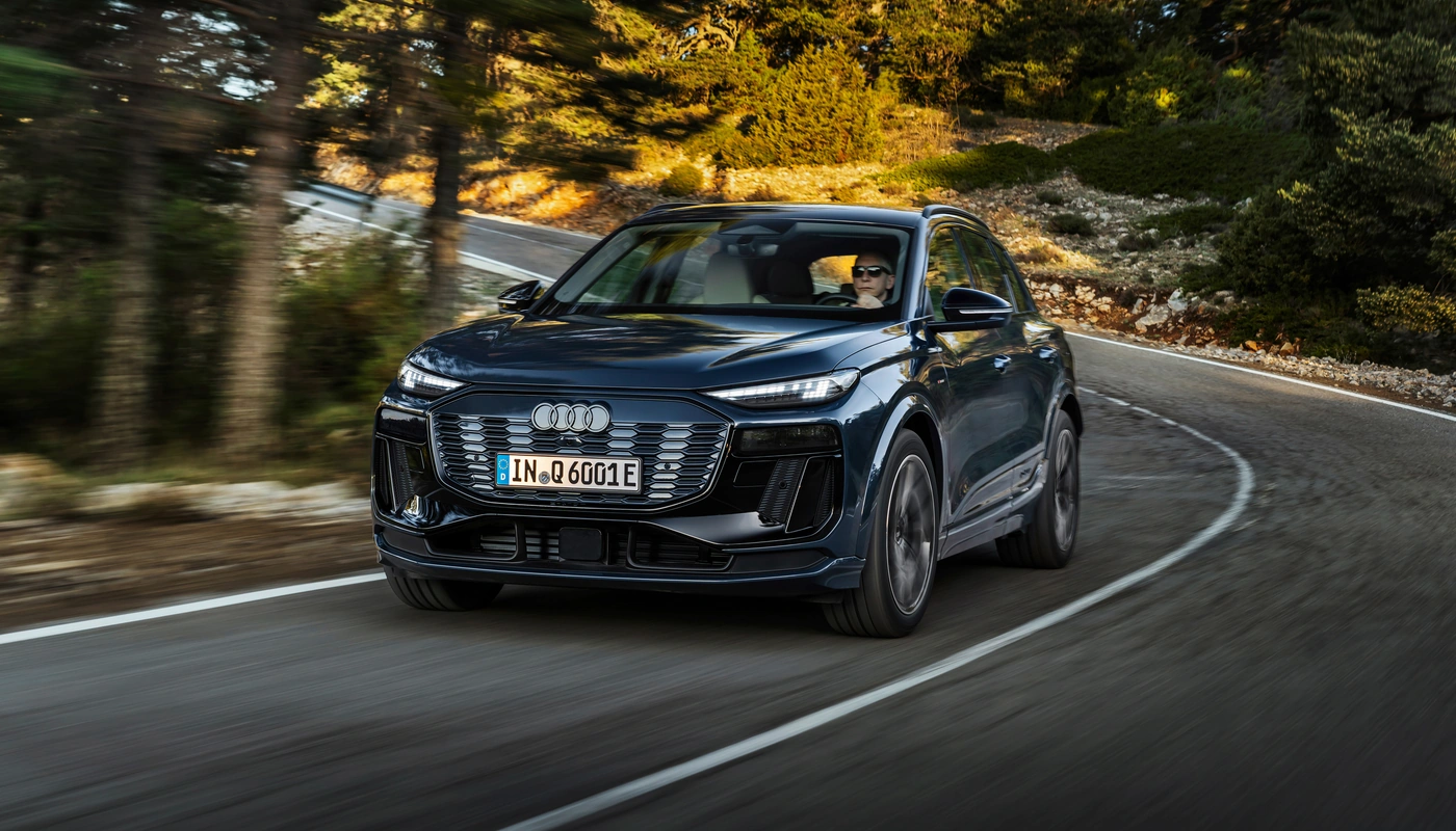 Audi Q6 E Tron - Contexto Entorno Real Contexto Conduciendo Exterior Frontal Izquierda