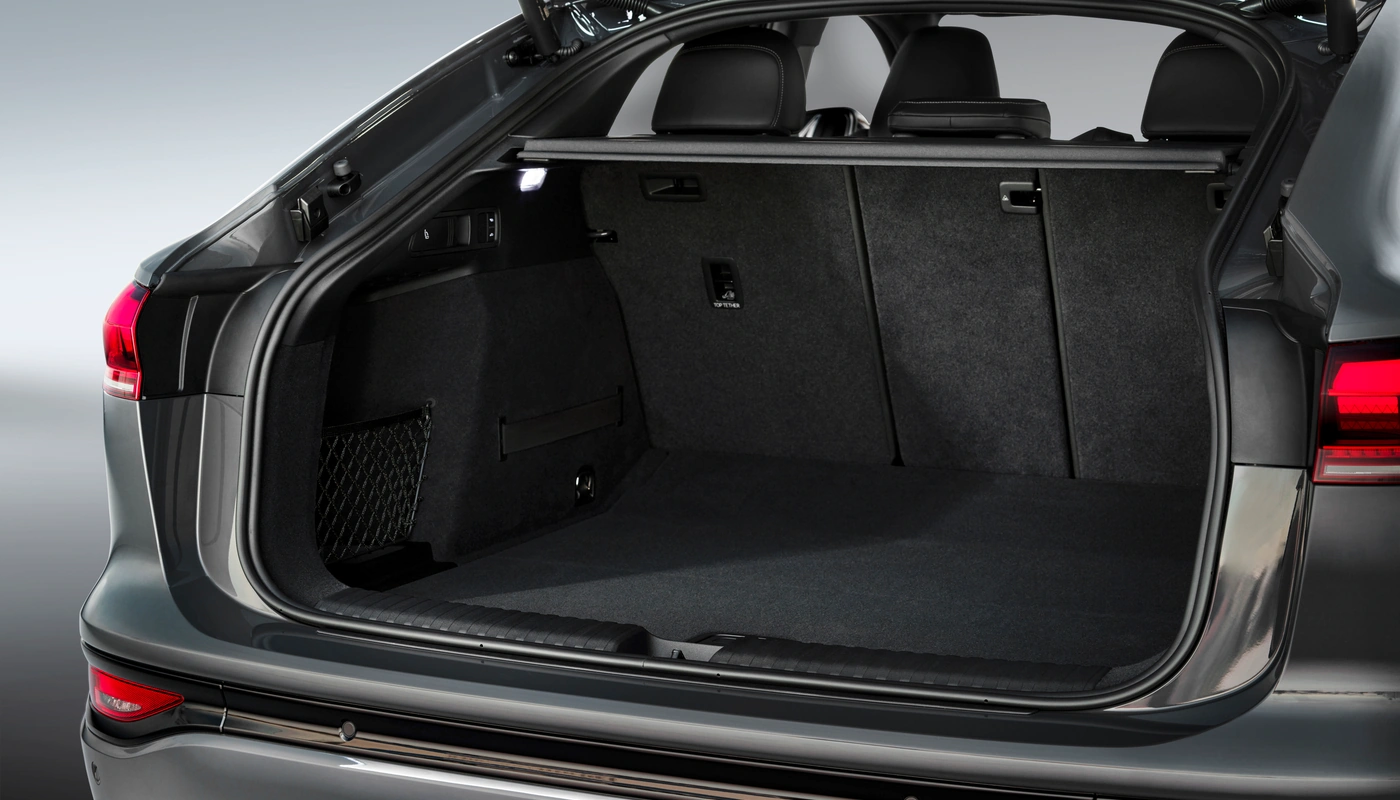 Audi Q6 Sportback E Tron - Almacenamiento Maletero