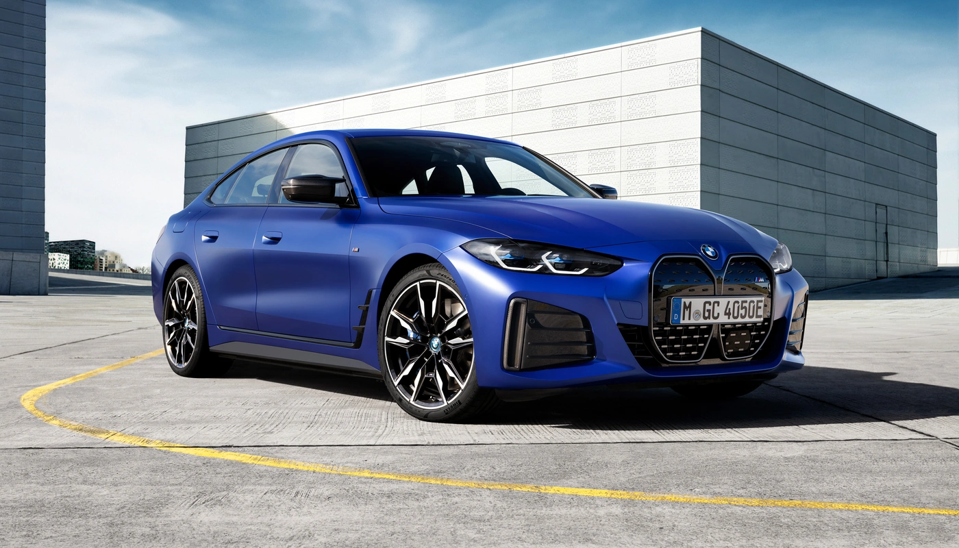 Bmw I4 - Contexto Entorno Real Contexto Aparcado Exterior Frontal Derecha