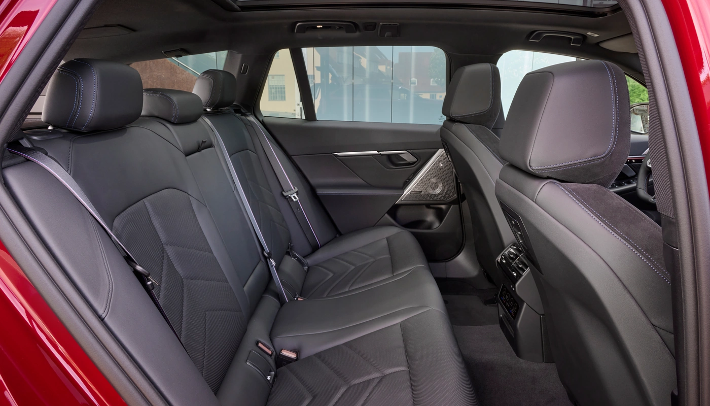 Bmw I5 Touring - Interior Asientos Traseros