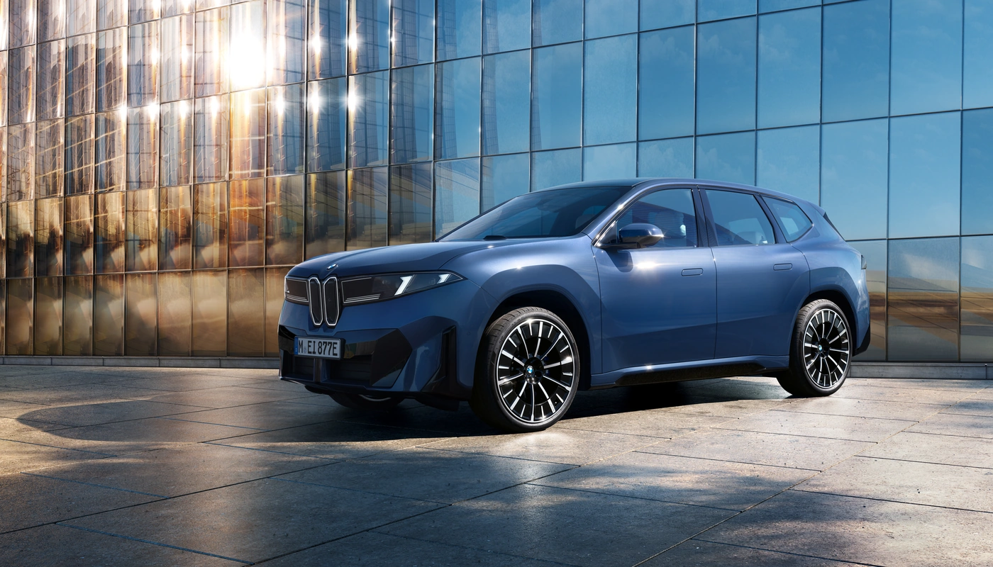 Bmw Ix3 - Contexto Entorno Real Contexto Aparcado Exterior Frontal Izquierda