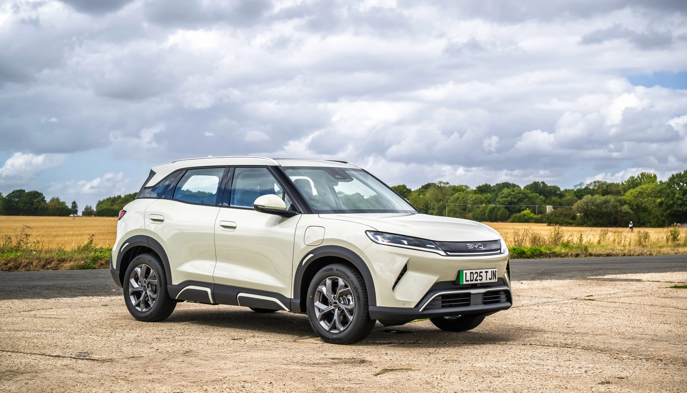 Byd Atto 2 - Contexto Entorno Real Contexto Aparcado Exterior Frontal Derecha