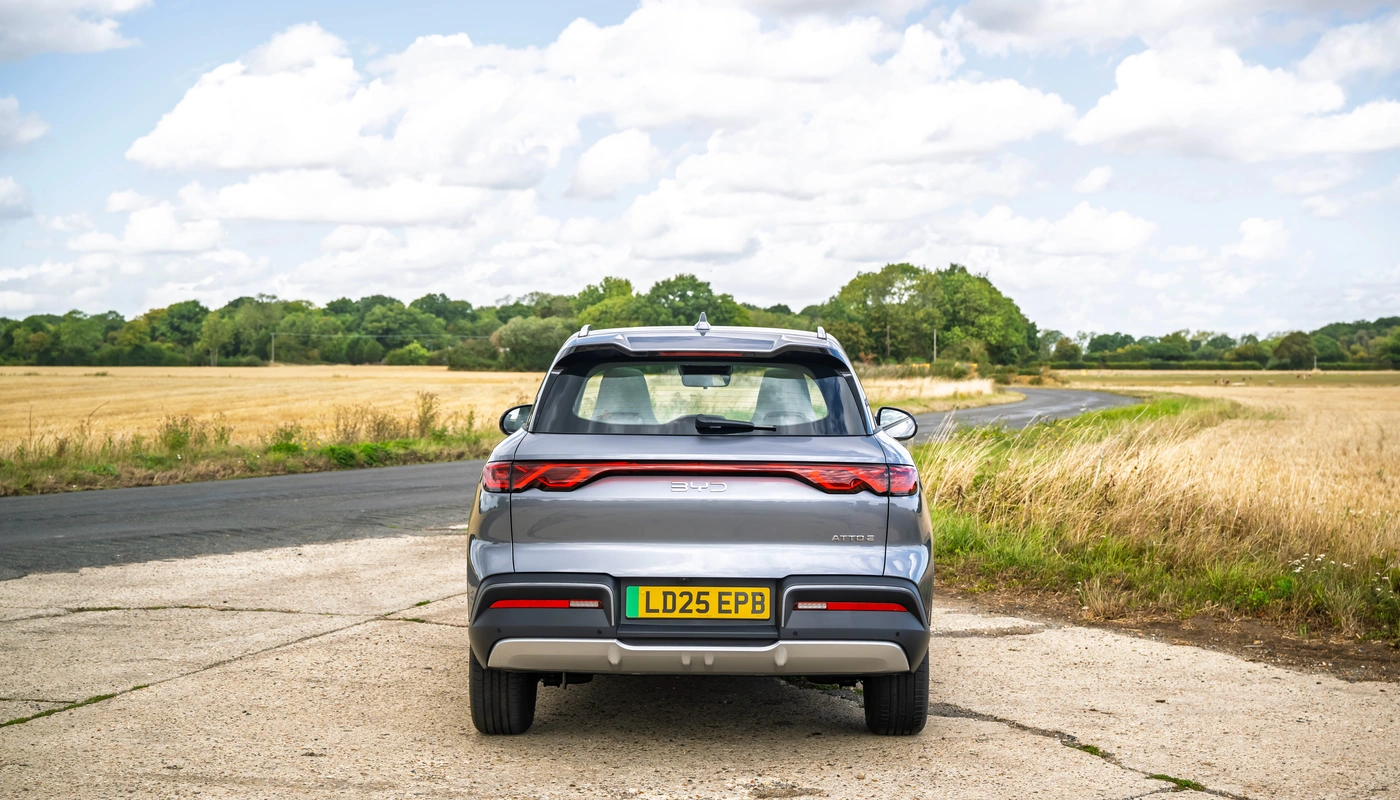 Byd Atto 2 - Contexto Entorno Real Contexto Aparcado Exterior Trasera