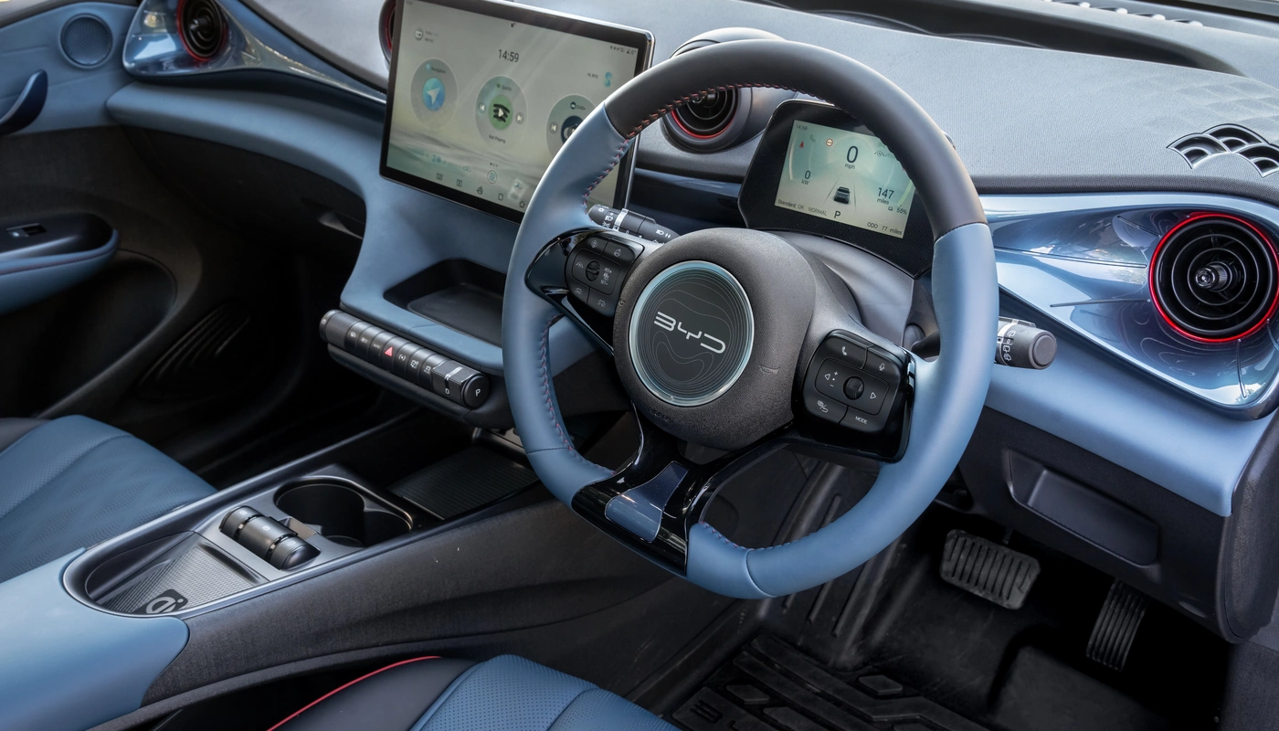 Byd Dolphin - Interior Salpicadero Interior Pantalla Central Interior Volante