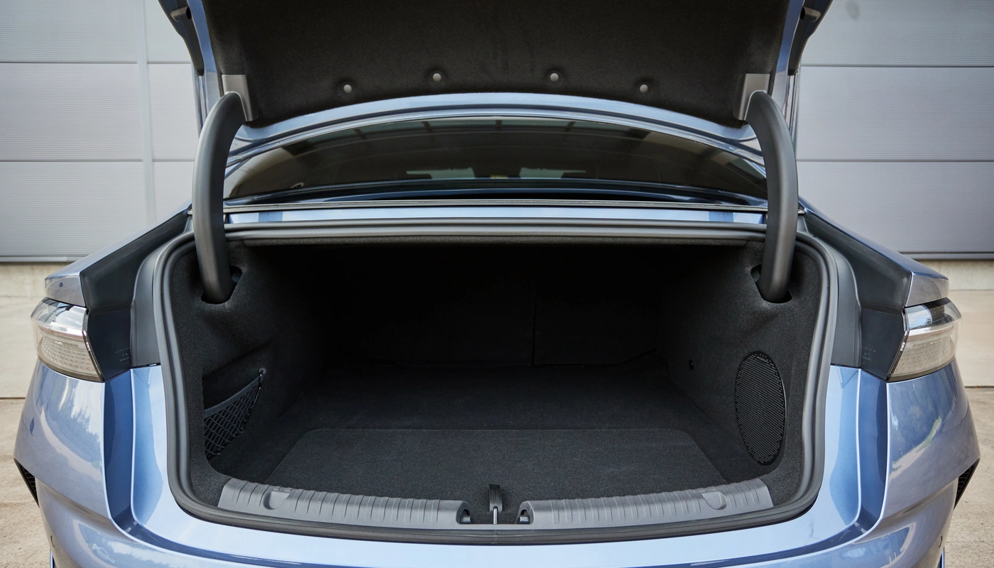 Byd Seal - Almacenamiento Maletero