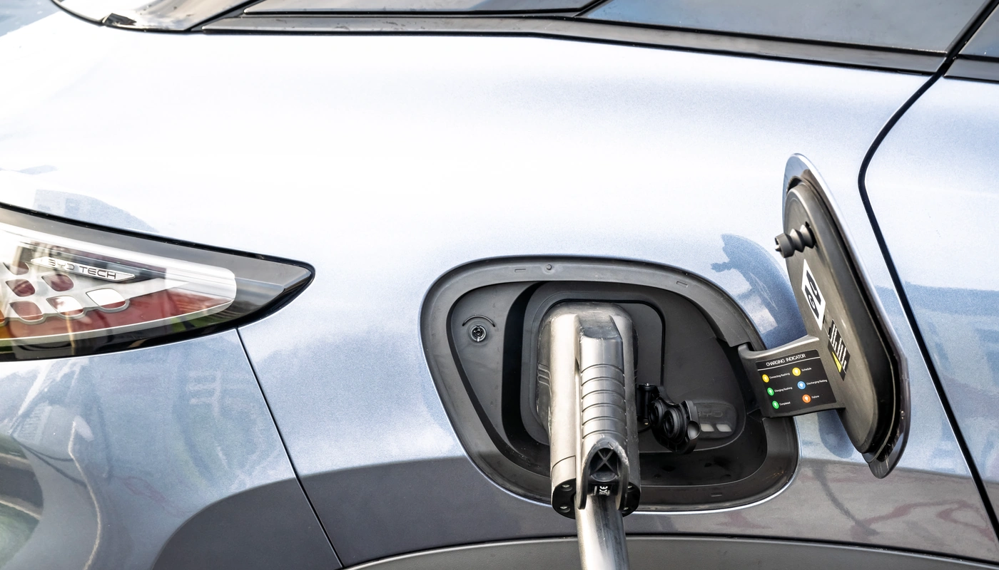 Byd Sealion 7 - Carga Puerto Y Cable