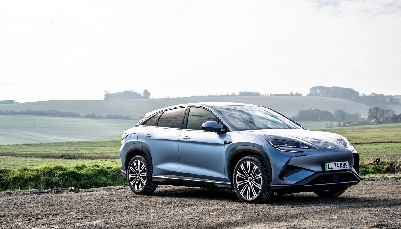 Byd Sealion 7 - Contexto Entorno Real Contexto Aparcado Exterior Lateral Derecha