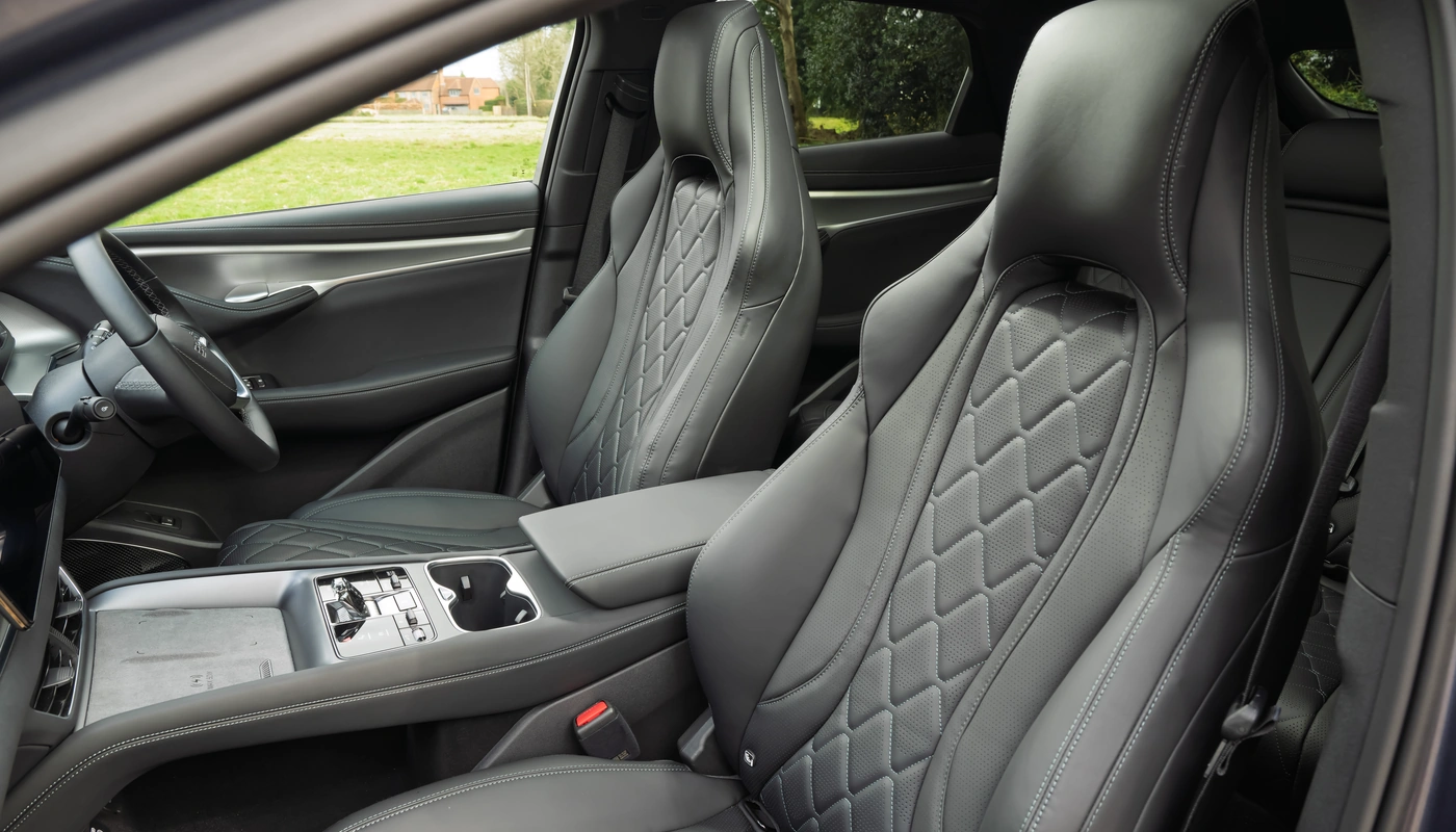 Byd Sealion 7 - Interior Asientos Delanteros