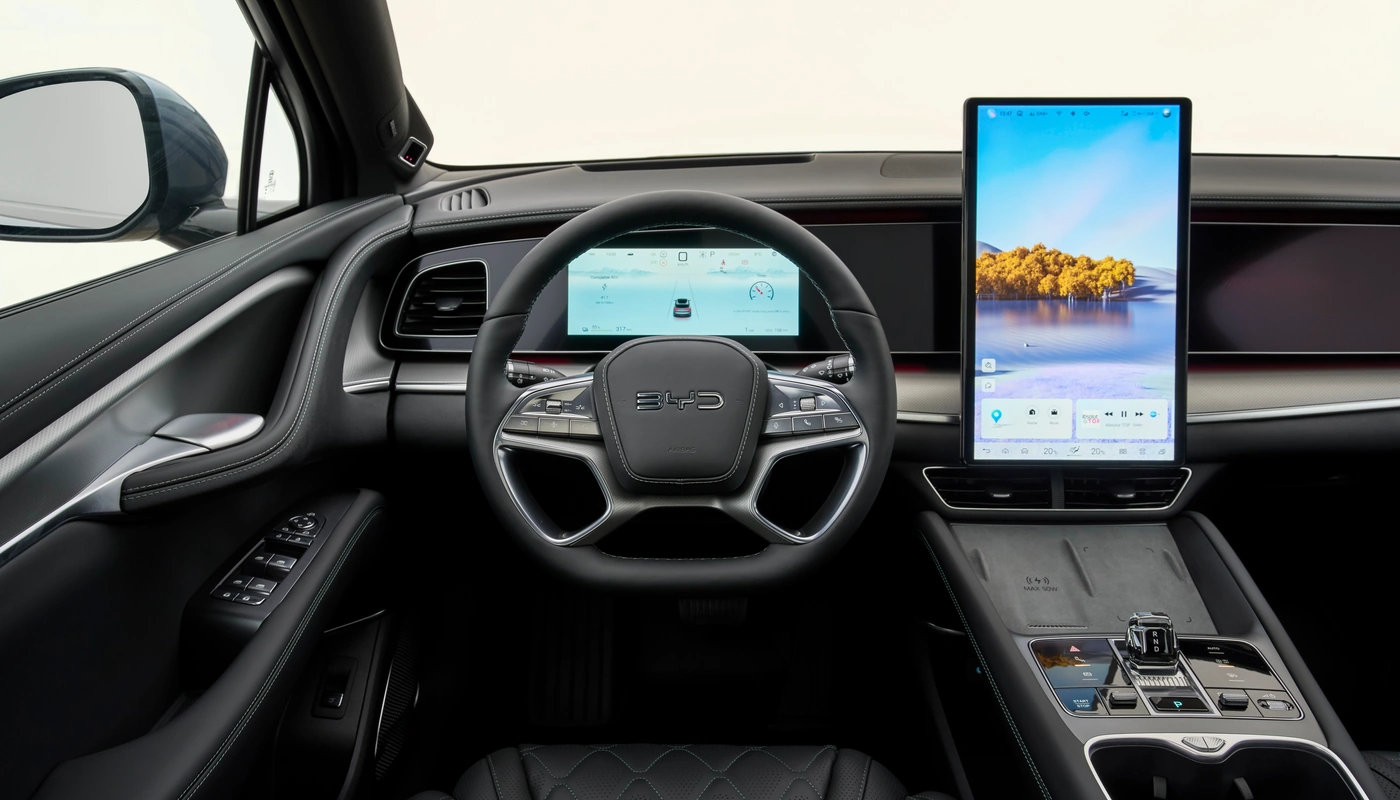 Byd Sealion 7 - Interior Salpicadero Interior Pantalla Central Interior Volante