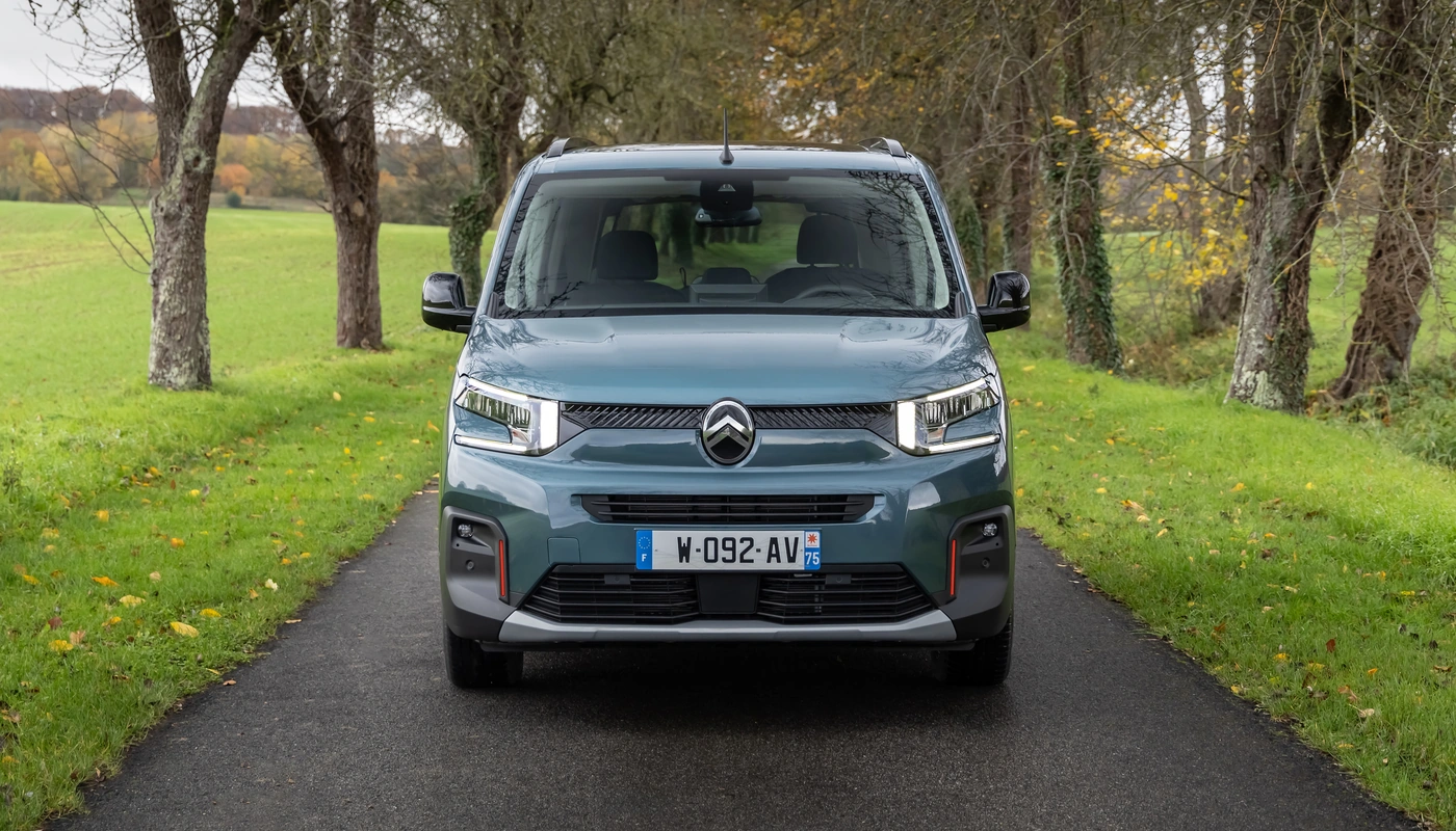 Citroen E Berlingo - Contexto Entorno Real Contexto Aparcado Exterior Frontal