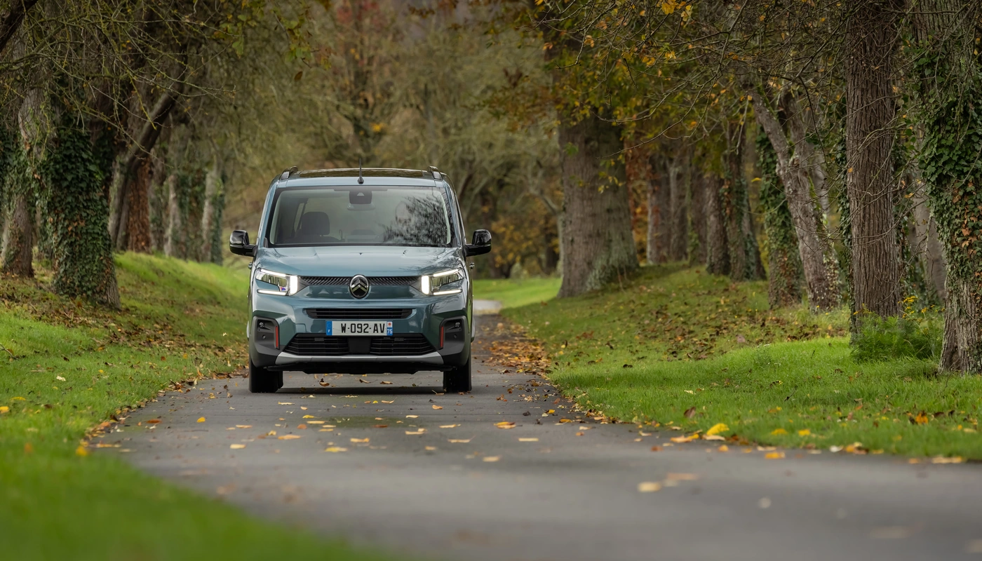Citroen E Berlingo - Contexto Entorno Real Contexto Conduciendo Exterior Frontal