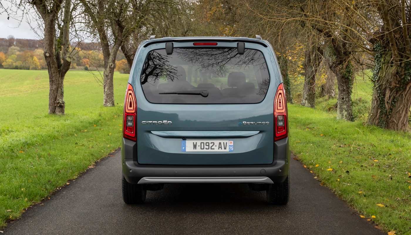 Citroen E Berlingo - Contexto Entorno Real Contexto Conduciendo Exterior Trasera