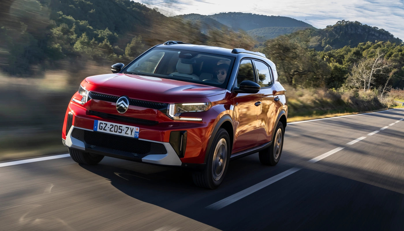 Citroen E C3 Aircross - Contexto Entorno Real Contexto Conduciendo Exterior Frontal Izquierda