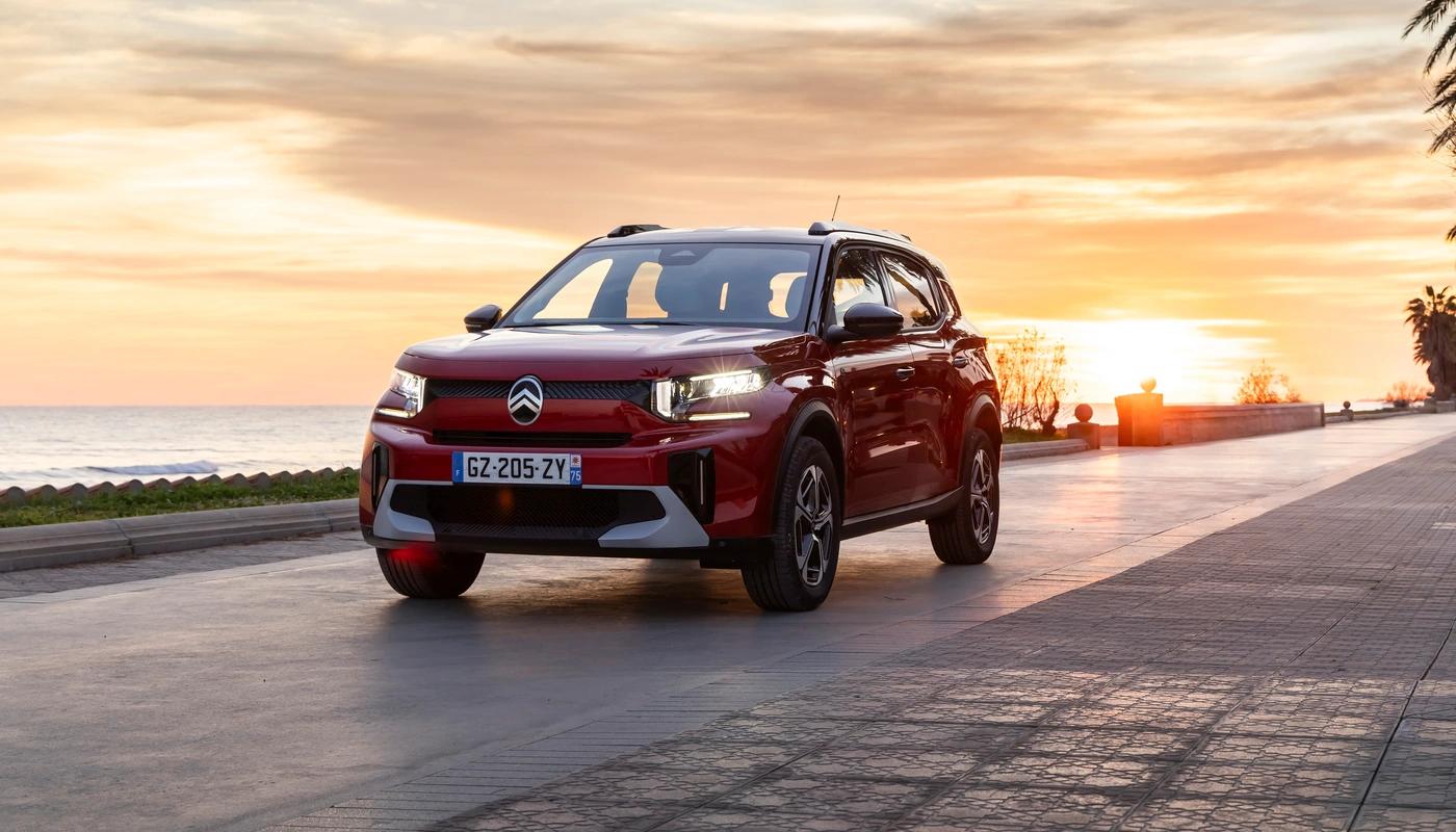 Citroen E C3 Aircross - Contexto Entorno Real Contexto Conduciendo Exterior Frontal Izquierda