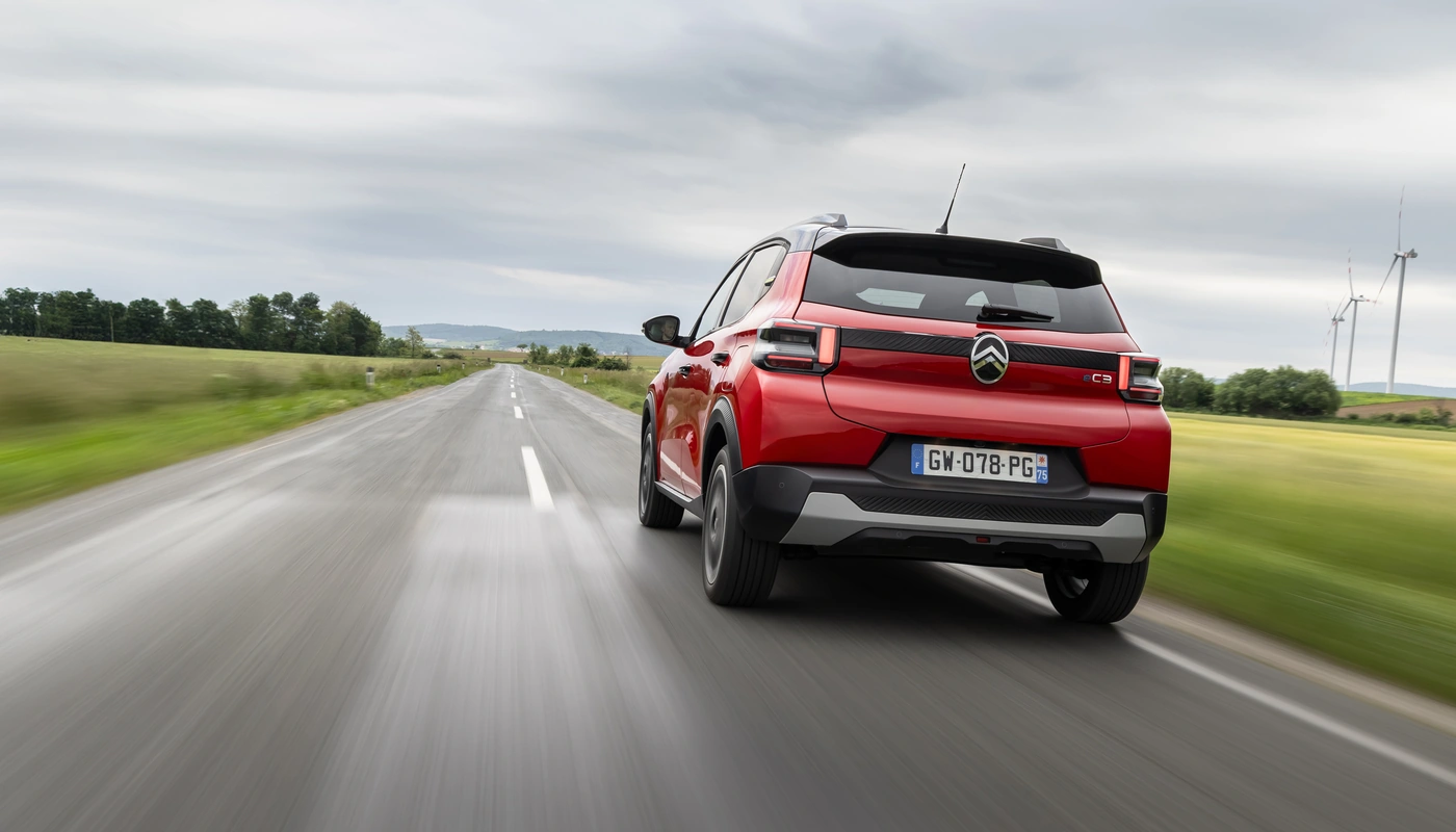 Citroen E C3 - Contexto Entorno Real Contexto Conduciendo Exterior Trasera