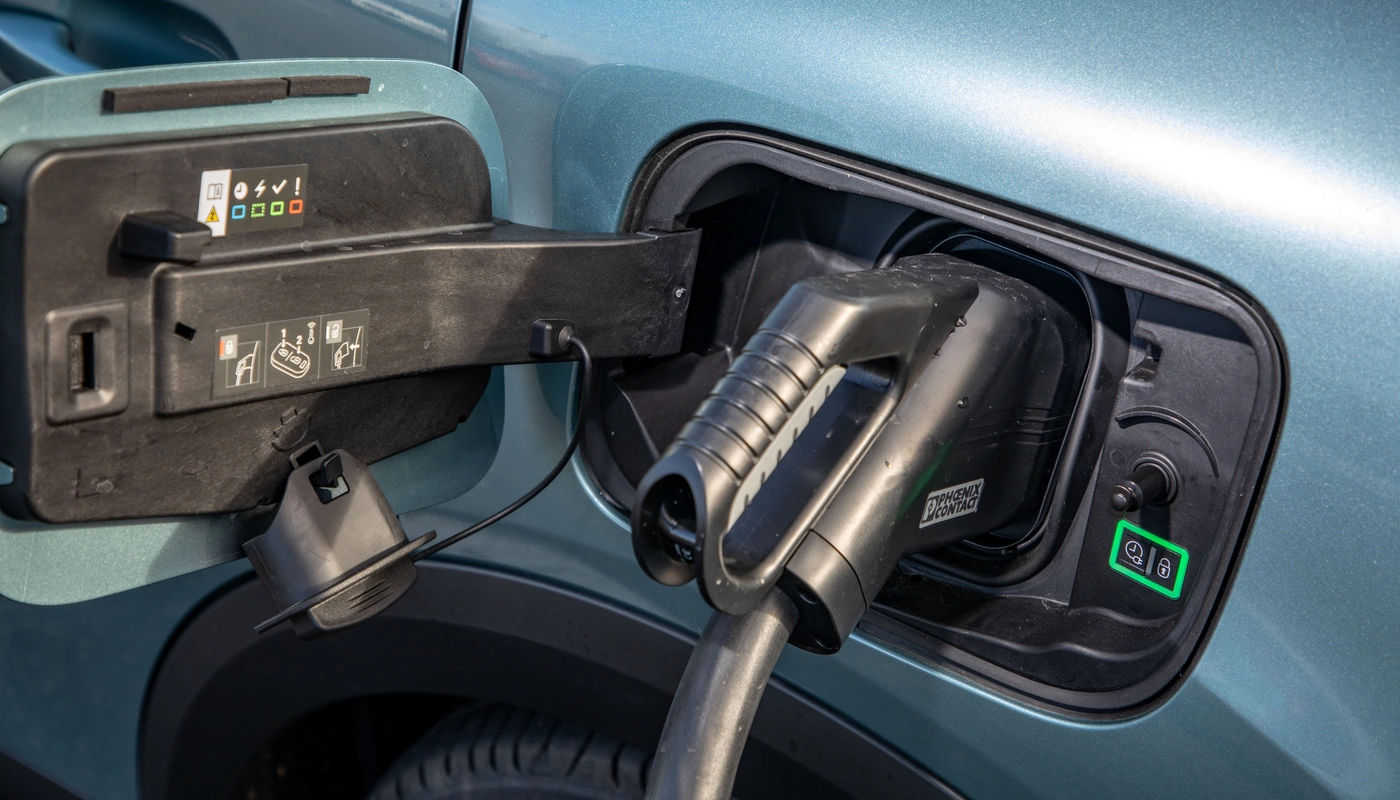 Citroen E C4 - Carga Puerto Y Cable