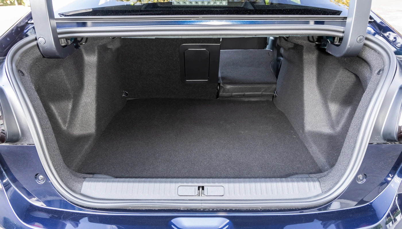 Citroen E C4 X - Almacenamiento Maletero