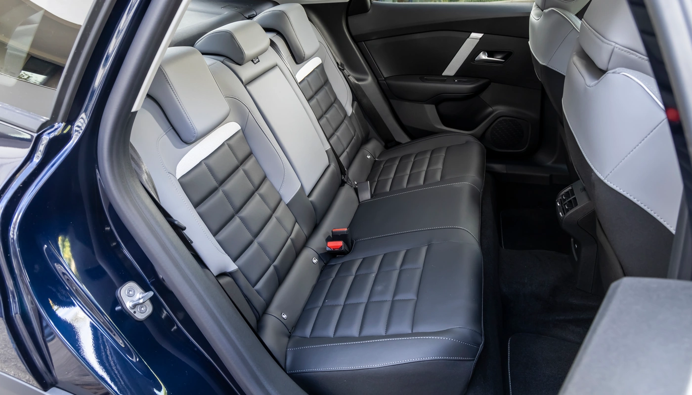 Citroen E C4 X - Interior Asientos Traseros