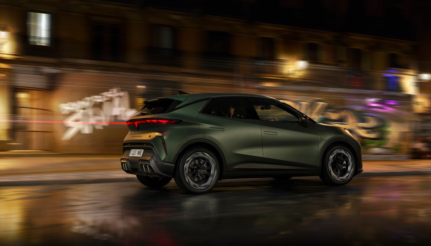 Cupra Raval - Contexto Entorno Real Contexto Destacado Exterior Lateral Derecha
