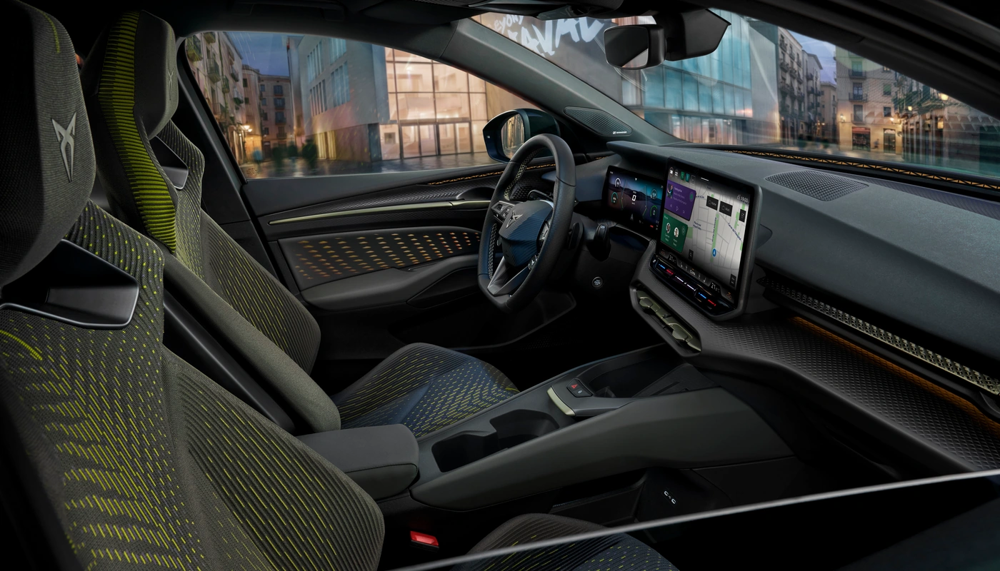 Cupra Raval - Interior Asientos Delanteros Interior Pantalla Central Interior Volante