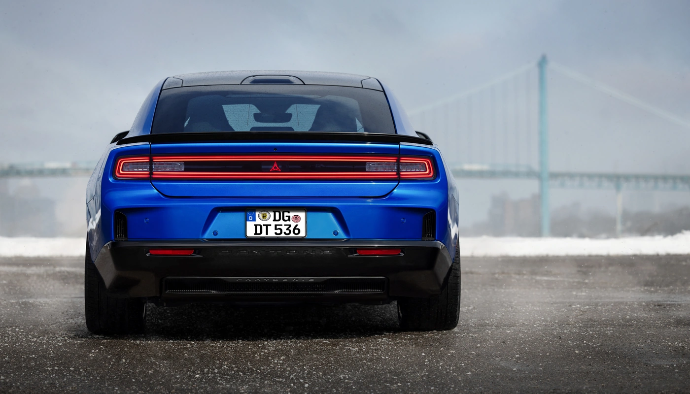 Dodge Charger 2 Door - Contexto Entorno Real Contexto Aparcado Exterior Trasera