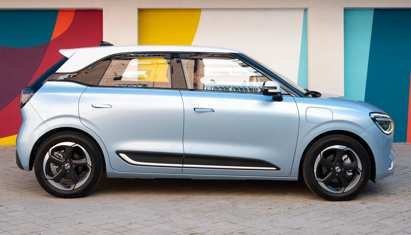 Dongfeng Box - Contexto Entorno Real Contexto Aparcado Exterior Lateral Derecha
