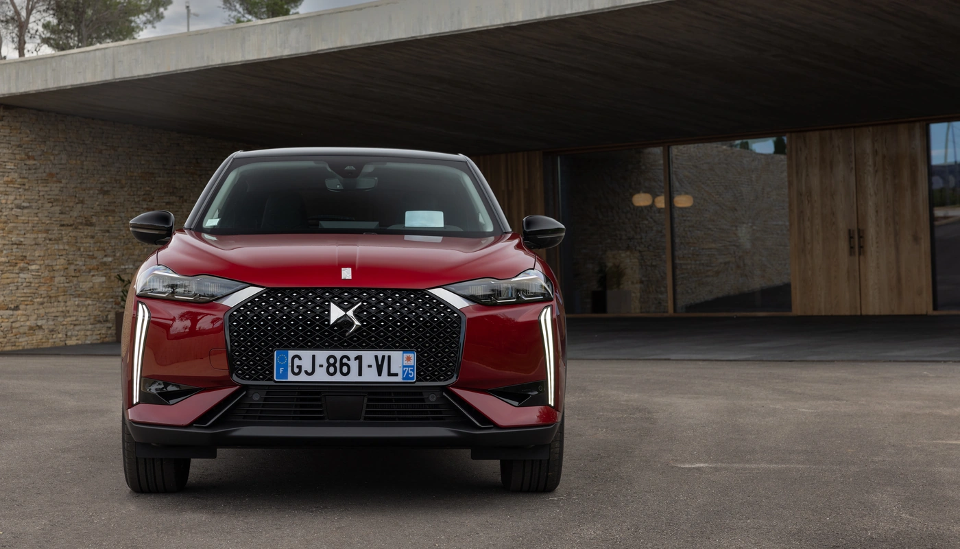 Ds 3 E Tense - Contexto Aparcado Exterior Frontal