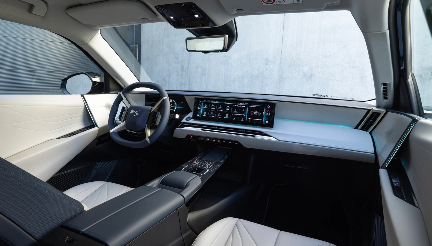 Ds N8 - Interior Salpicadero Interior Pantalla Central Interior Volante