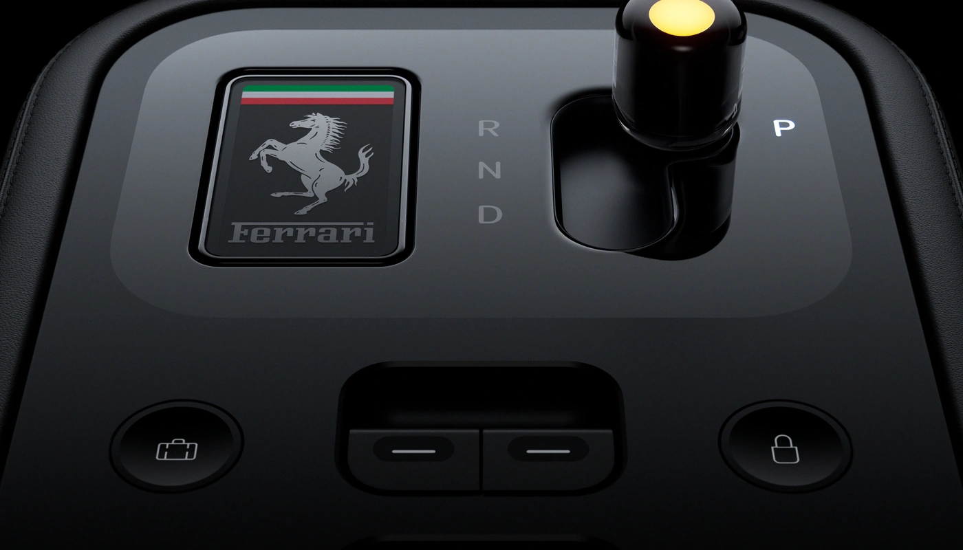 Ferrari Luce - Interior Detalle