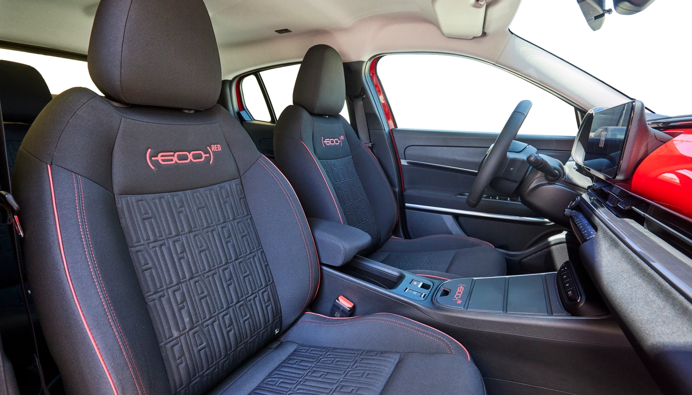 Fiat 600e - Interior Asientos Delanteros