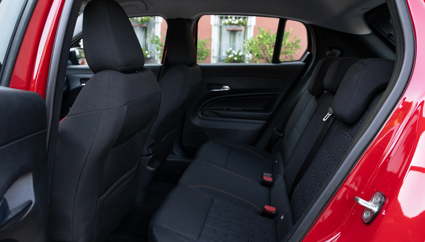 Fiat 600e - Interior Asientos Traseros